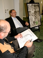 Motorradsprung ueber LKW